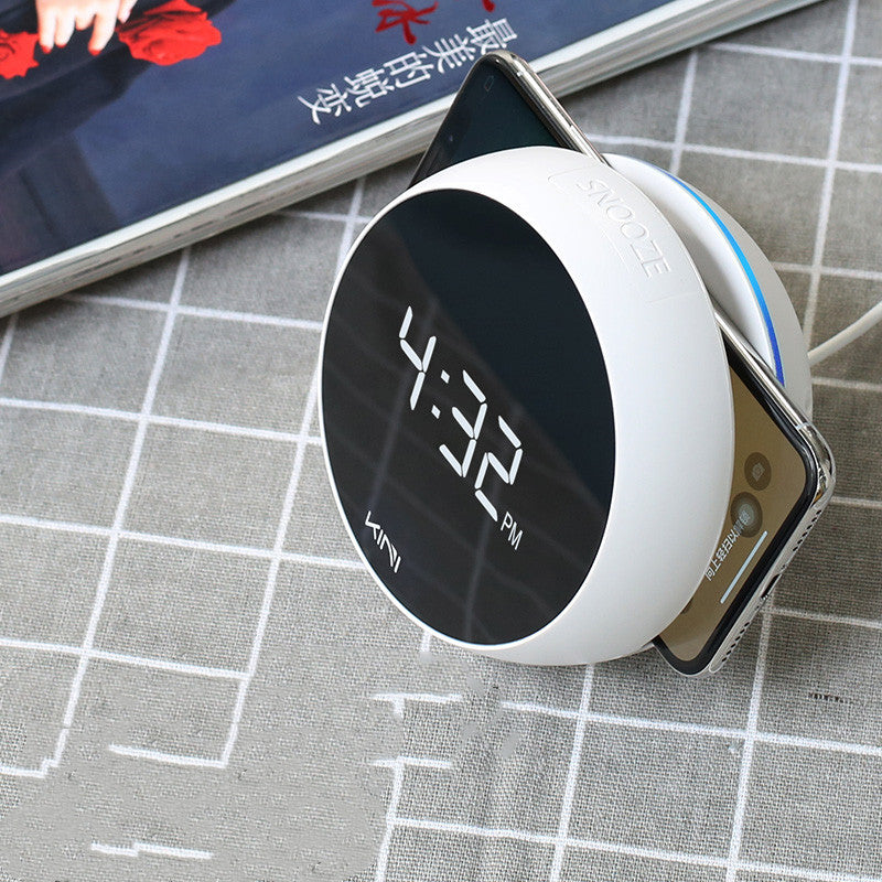 Caricabatterie per smartphone con orologio wireless